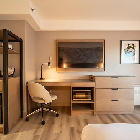 Park Town Hotel Саскатун Экстерьер фото