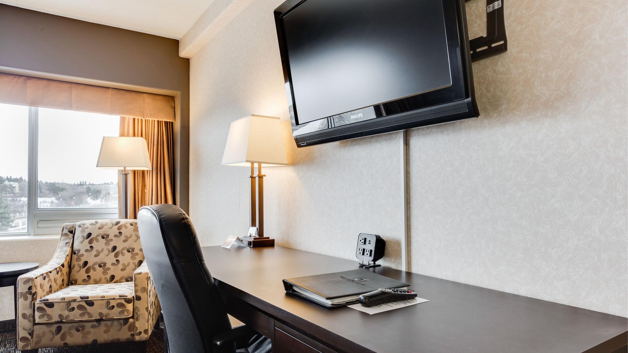 Park Town Hotel Саскатун Экстерьер фото