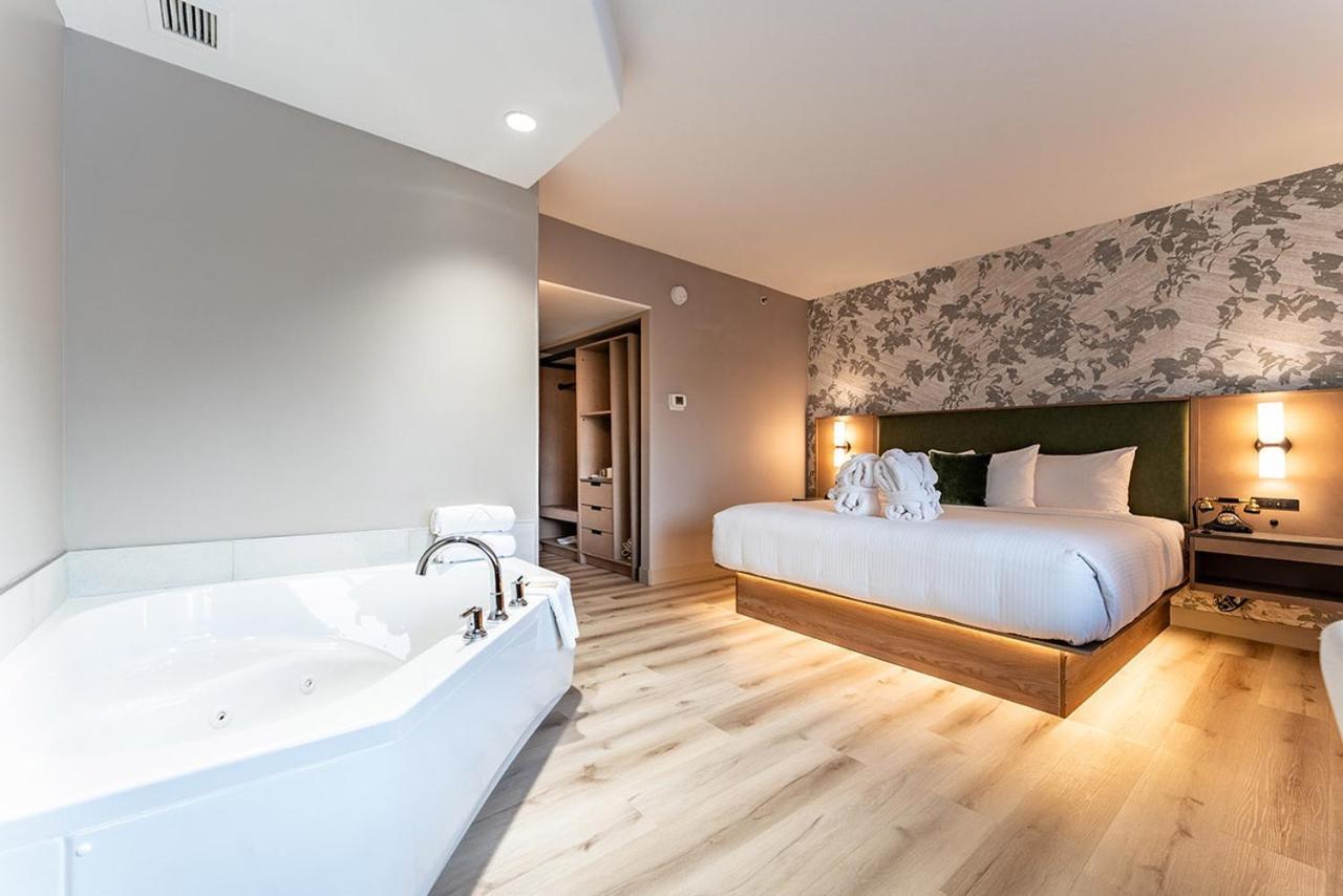 Park Town Hotel Саскатун Экстерьер фото