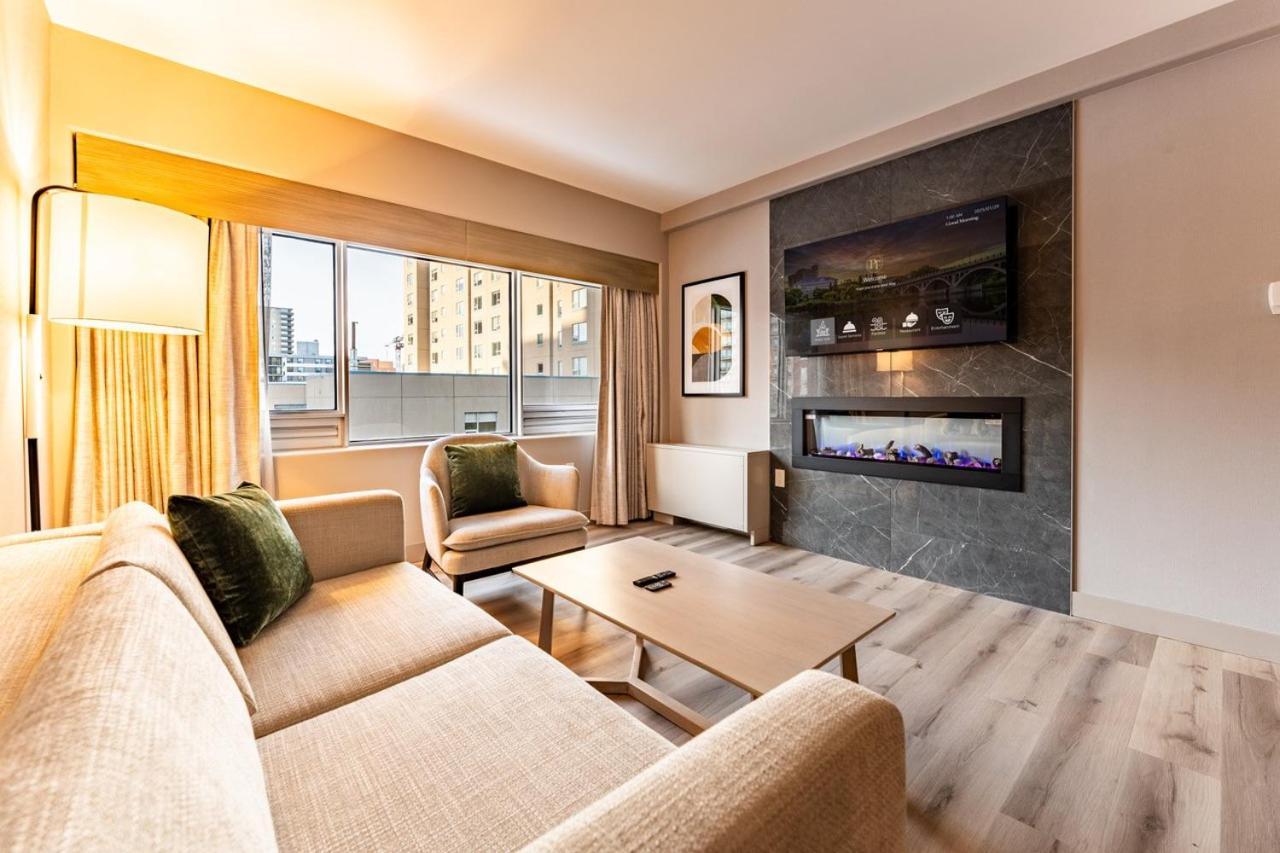 Park Town Hotel Саскатун Экстерьер фото