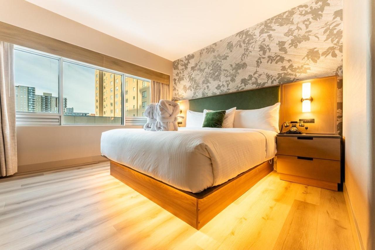 Park Town Hotel Саскатун Экстерьер фото