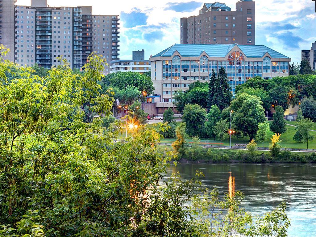 Park Town Hotel Саскатун Экстерьер фото