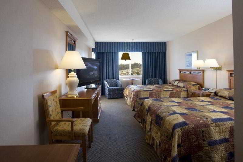 Park Town Hotel Саскатун Номер фото