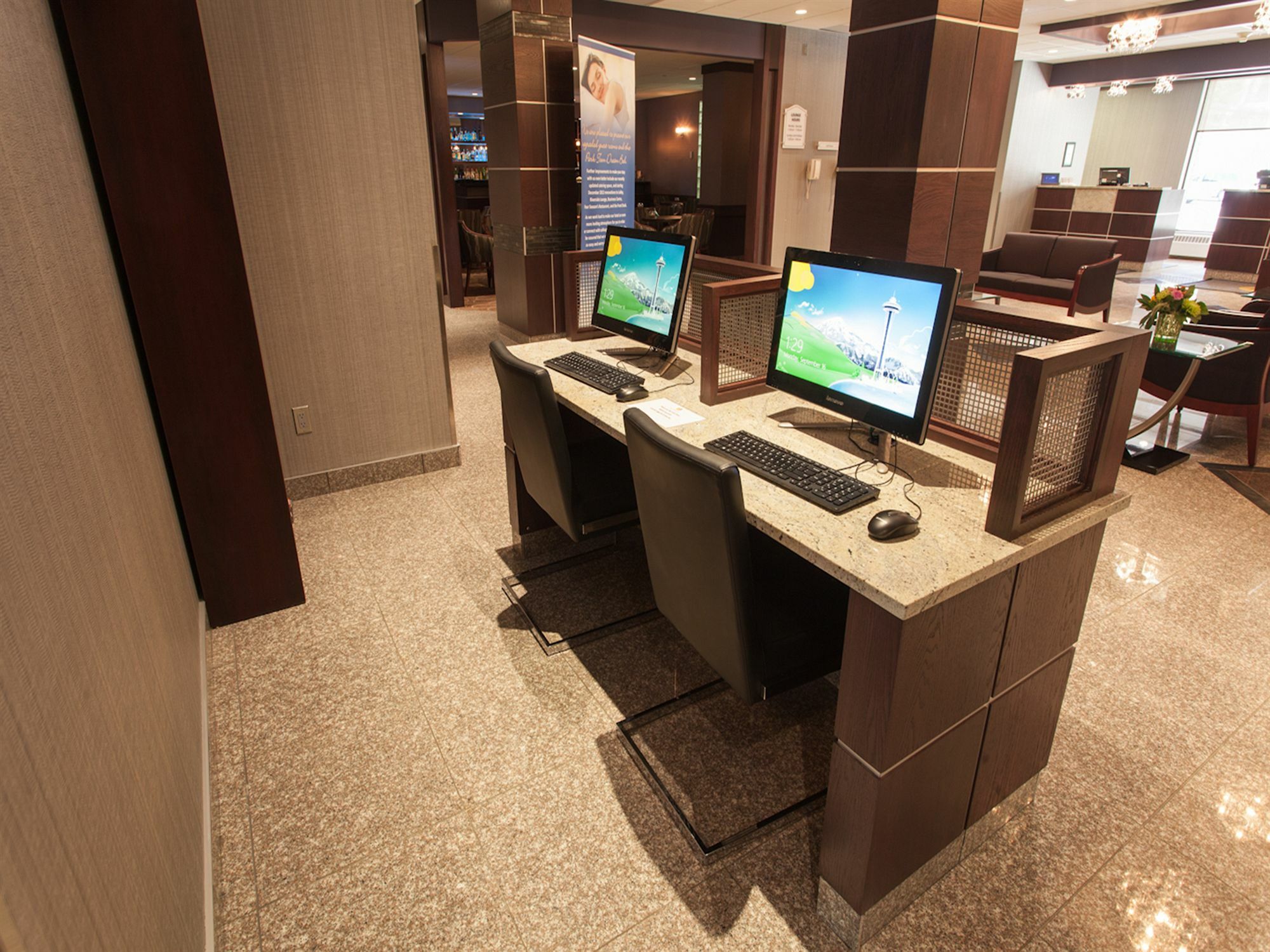Park Town Hotel Саскатун Экстерьер фото